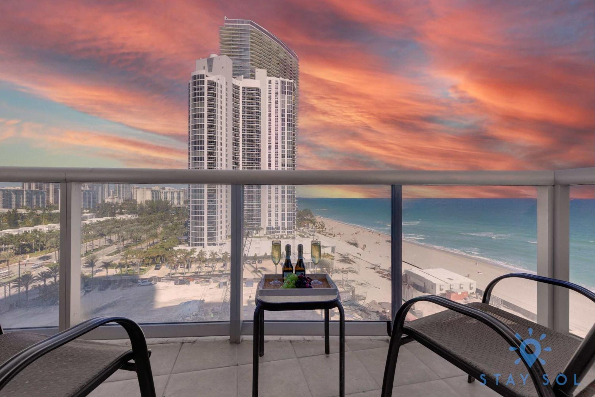 Beachfront Resort - Pool - Ocean View Balcony- Gym Miami Beach Ngoại thất bức ảnh